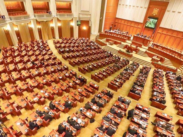 Două inițiative ce răspund unor nevoi reale: sprijin pentru cetățenii vulnerabili și utilizarea mai eficientă a fondurilor europene pentru dezvoltarea comunităților, votate astăzi