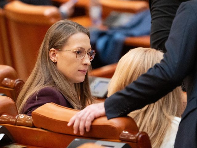 Legi adoptate pentru combaterea traficului de persoane, protecția victimelor și modernizarea educației