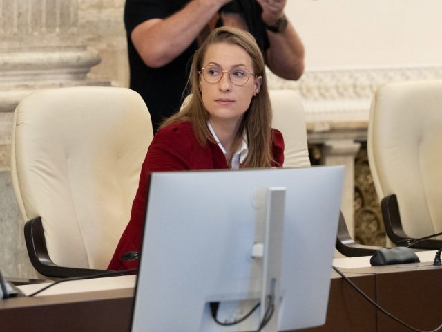 Investiții și fonduri europene: proiecte legislative adoptate pentru accelerarea dezvoltării și protejarea finanțărilor din PNRR